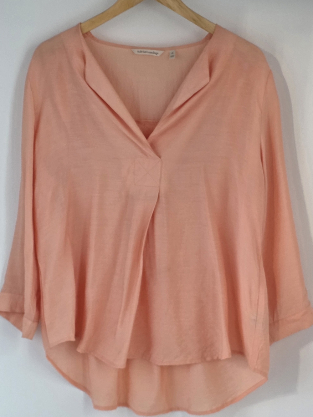 Soft Surroundings Coral Peach Lightweight 3/4 Sleeve Spli Neck Womens Size PL
